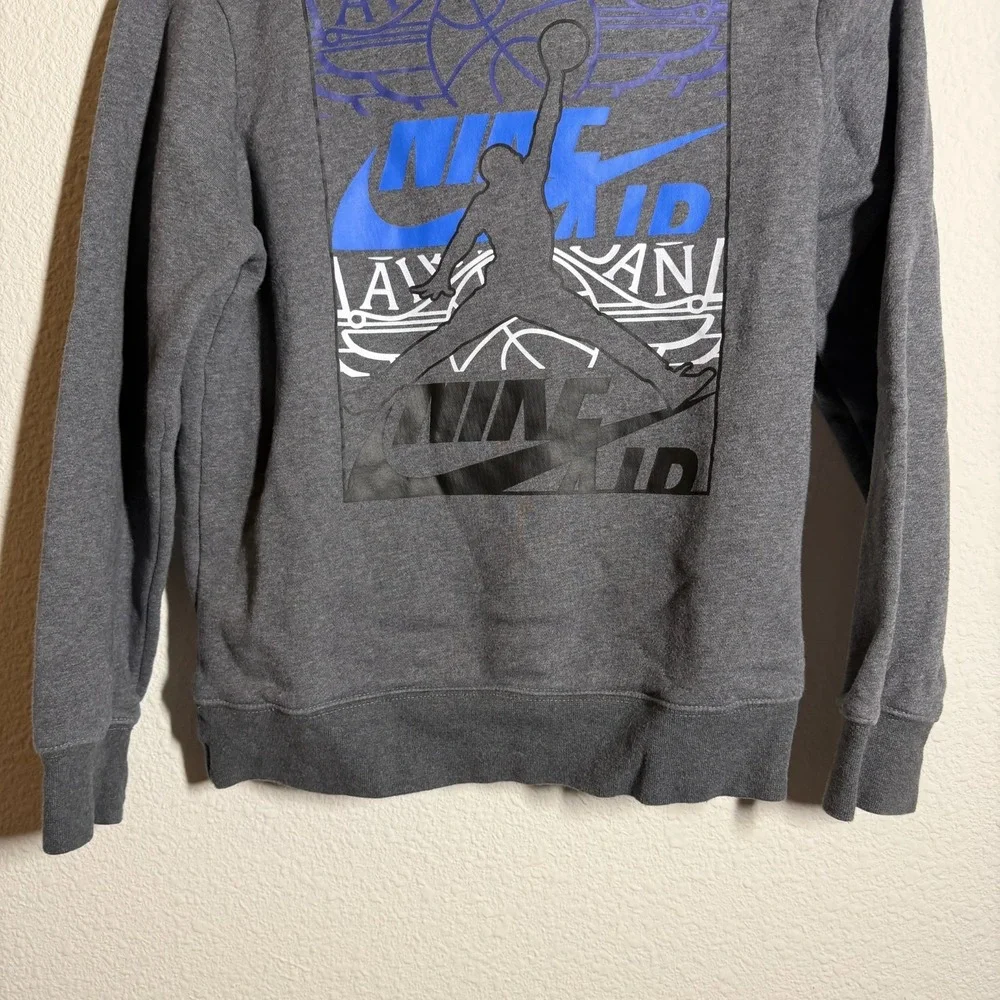 Nike Air Jordan Hoodie Boys Medium‎ Gray Fleece Lined Graphic Winter Casual
